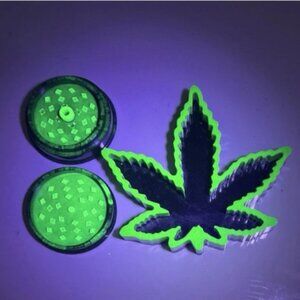 Glow in the Dark Leaf Ashtray W/ Matching Tobacco Grinder Green Black Resin